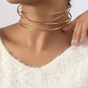 Adjustable choker